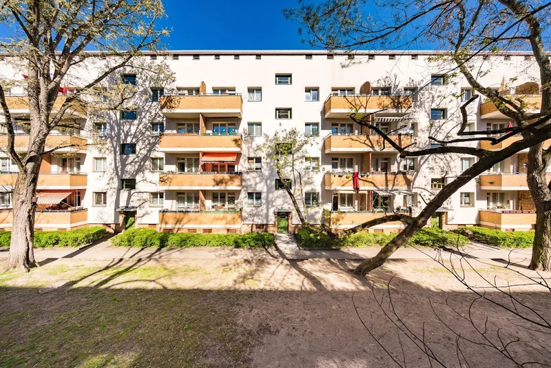Helle 2-Zimmer-Wohnung mit Balkon und Duschbad – provisionsfrei — photo 1